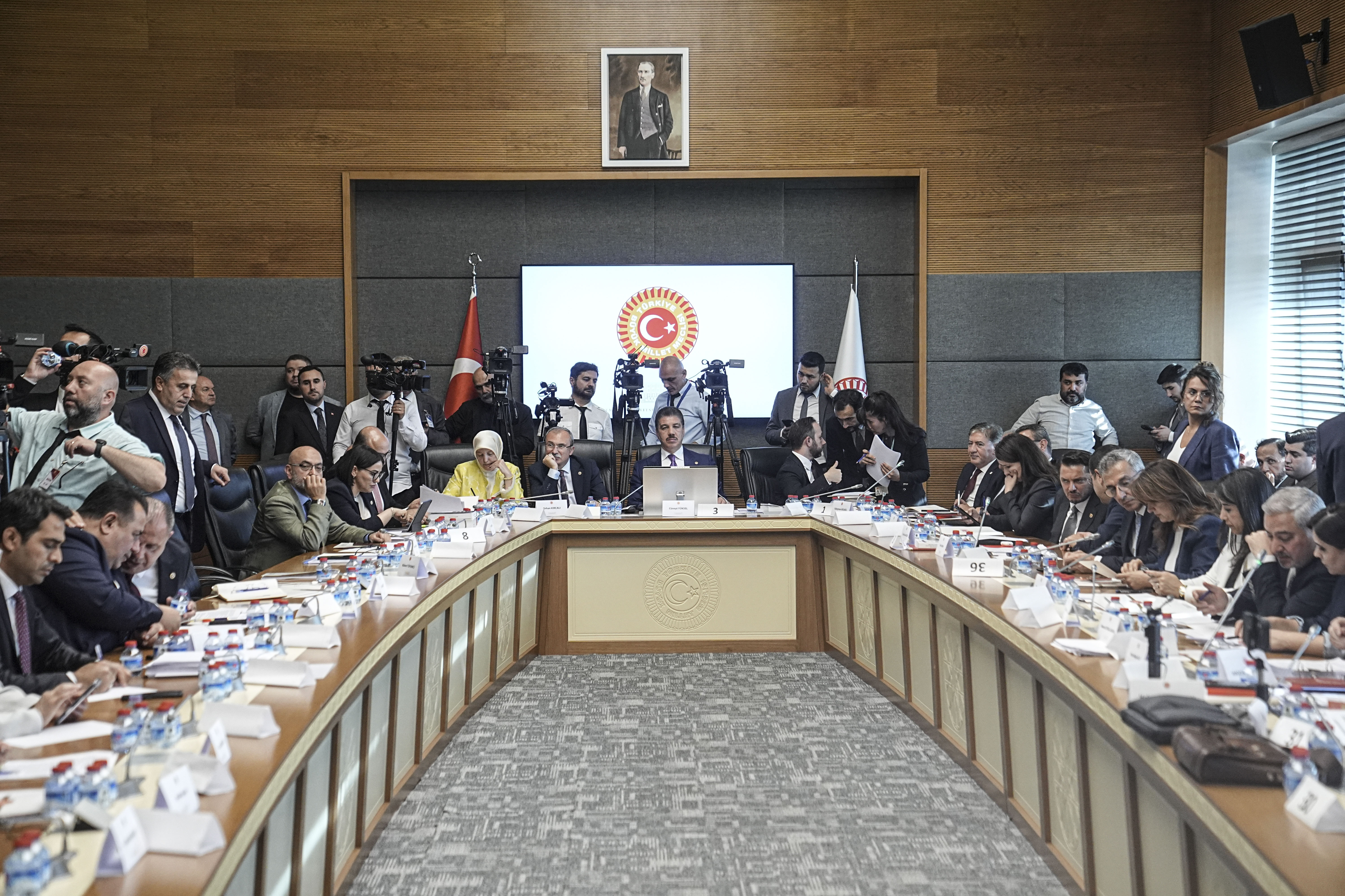 MİLLİ DAYANIŞMA VE TOPLUMSAL BÜTÜNLEŞMENİN GÜÇLENDİRİLMESİNE DAİR KANUN TEKLİFİ TBMM ADALET KOMİSYONUNDA KABUL EDİLDİ